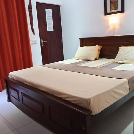 Vidisa Villas Хиккадува Экстерьер фото